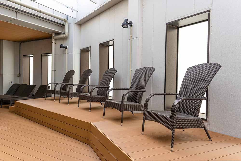 Chairs for cooling off
